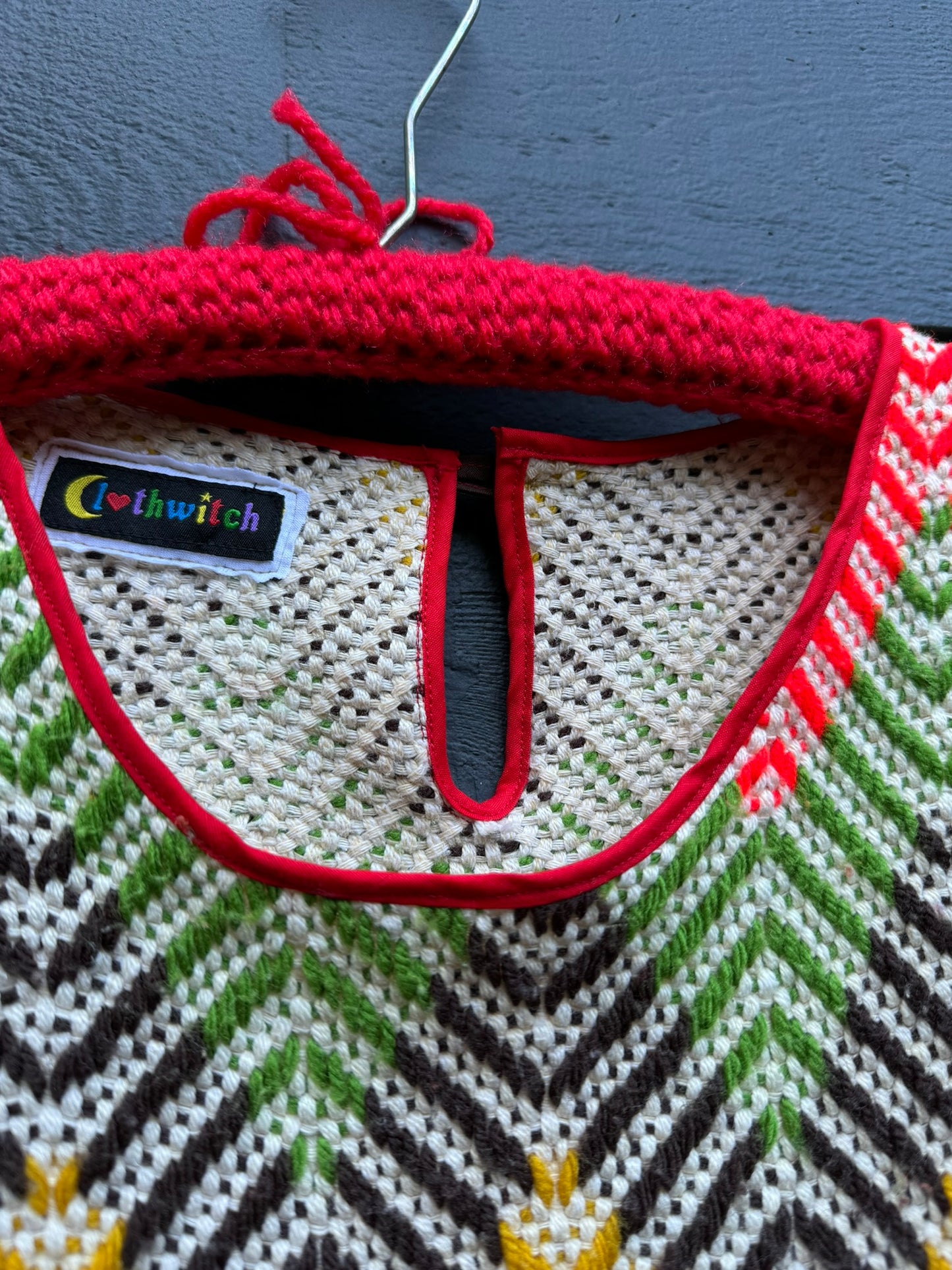 Red, Gold, Green & Brown Zig Zag Vintage Blanket Top, 48"